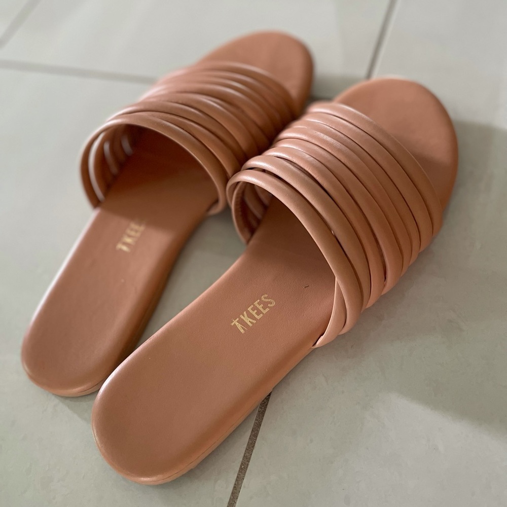 TKEES Caro Pout Size 8